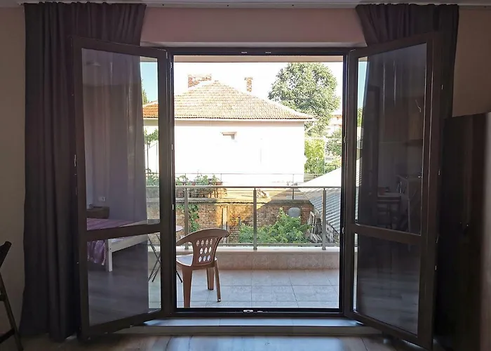 Kazak Πανσιόν Obzor